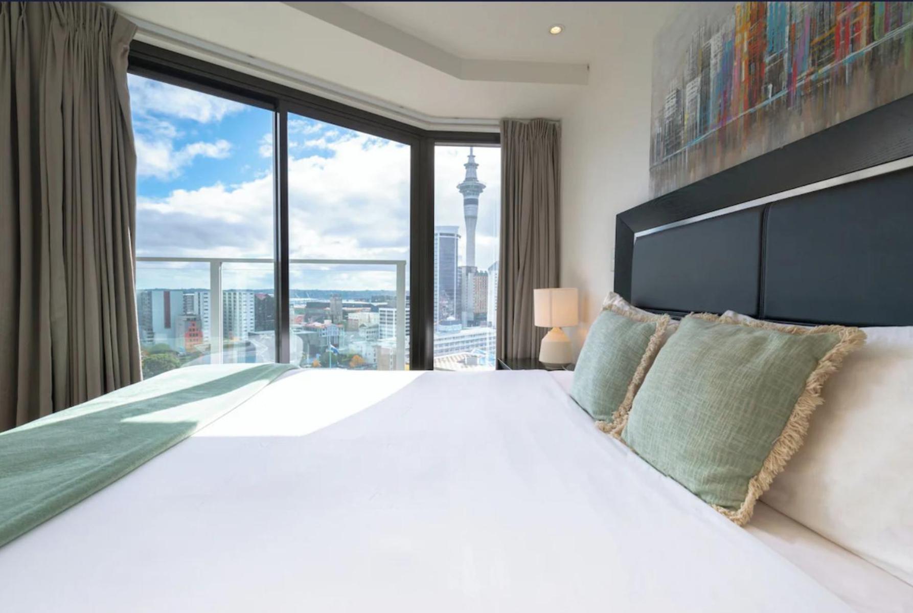 Skytower And City View 2 Bedroom Apartment On High Floor Auckland Buitenkant foto